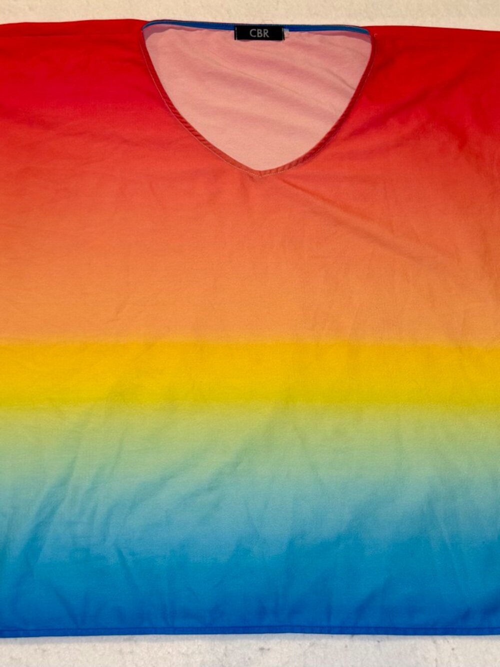 CBR Women’s Rainbow Ombre & White Oversized Batwing Tunic Tops Lot of 2